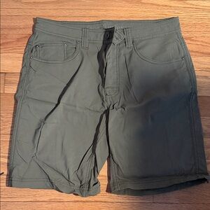 PrAna Men’s Brion Green Shorts Size: 32